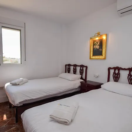 Apartment Ref 268